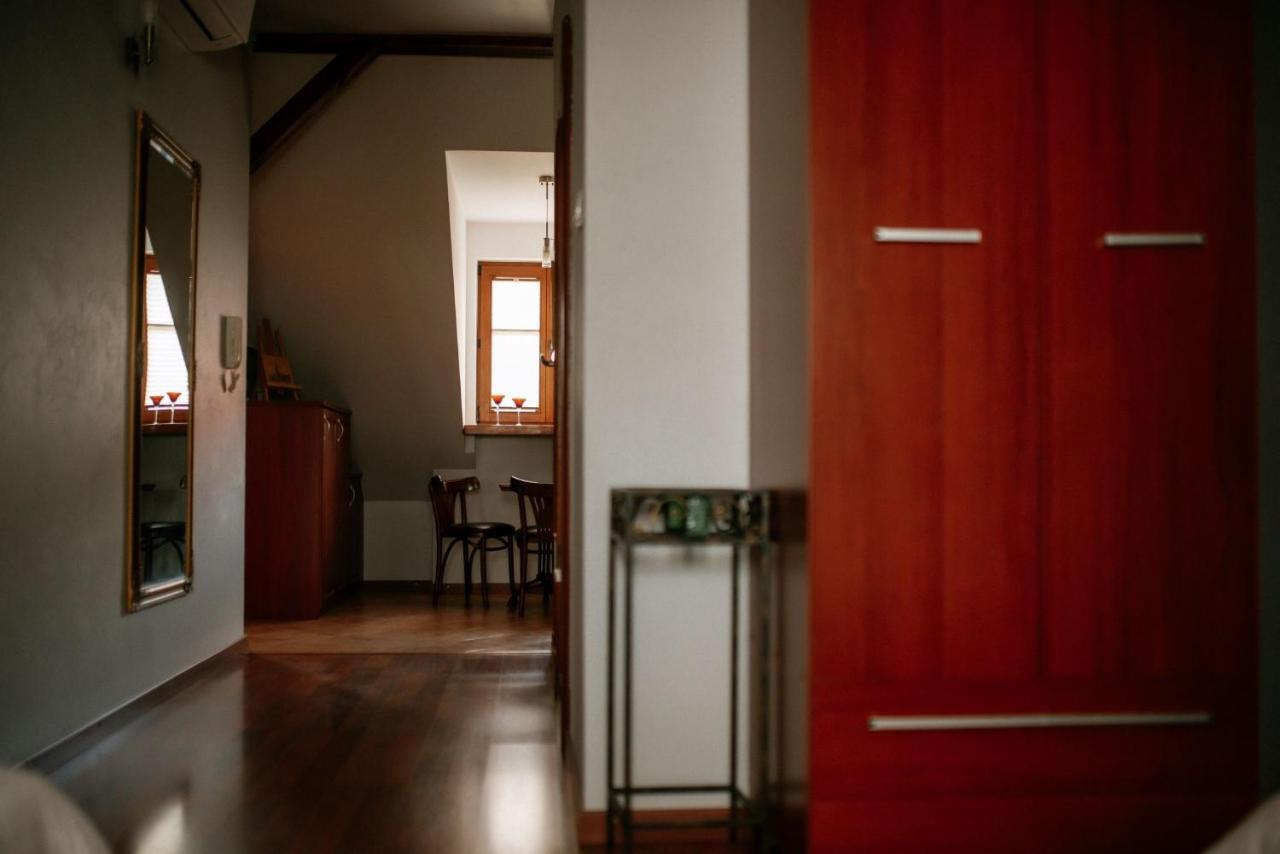 Corner Pokoje Zamość 外观 照片