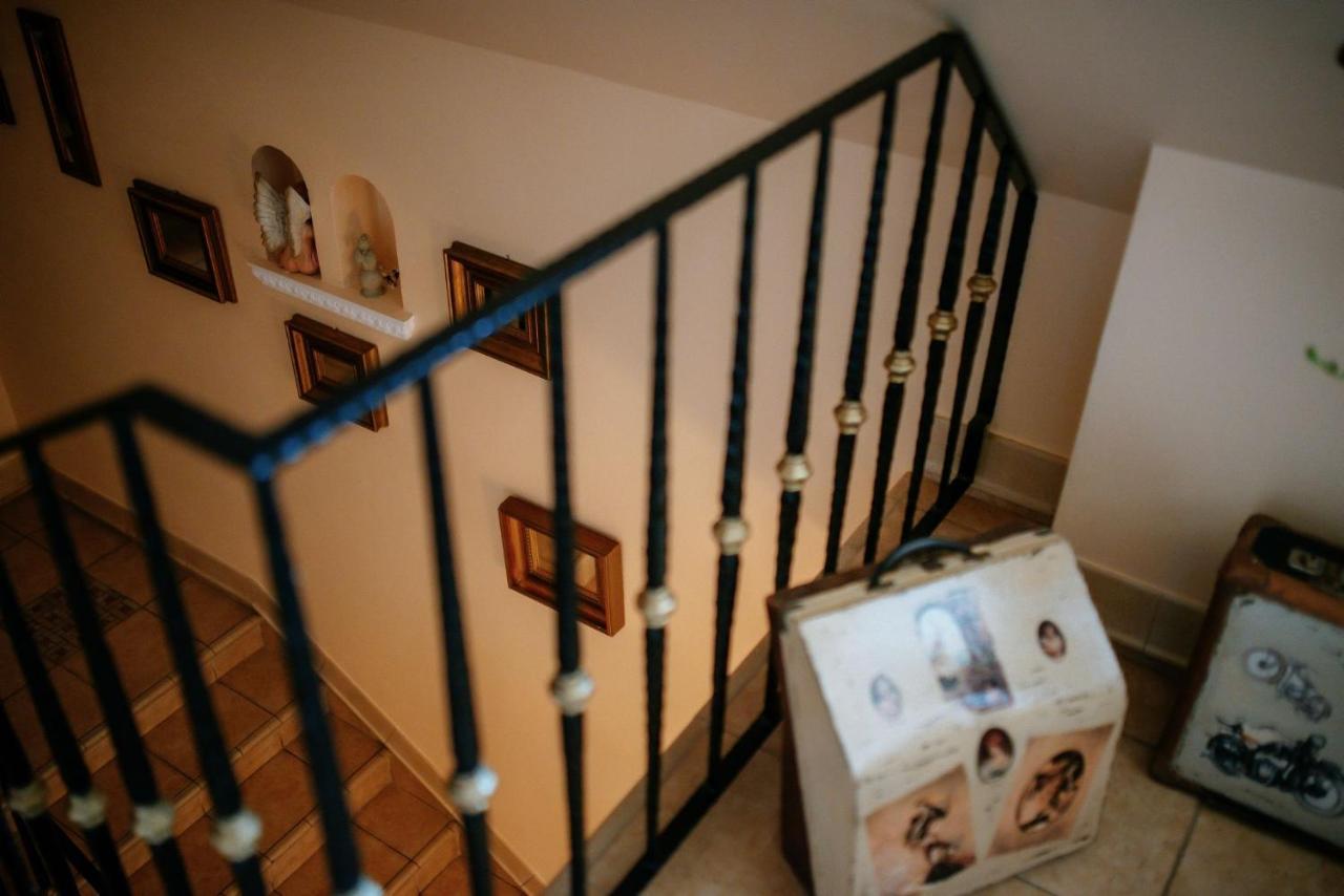 Corner Pokoje Zamość 外观 照片